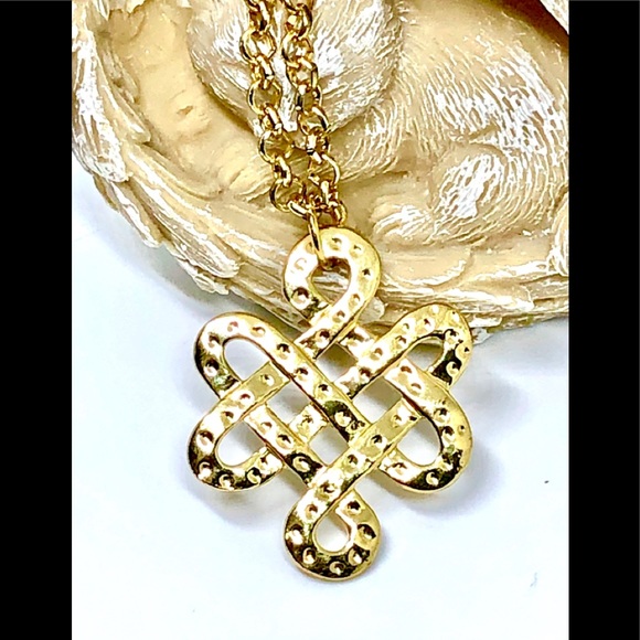 Celtic Knot Knotwork Textured Gold Tone Necklace - Picture 2 of 3